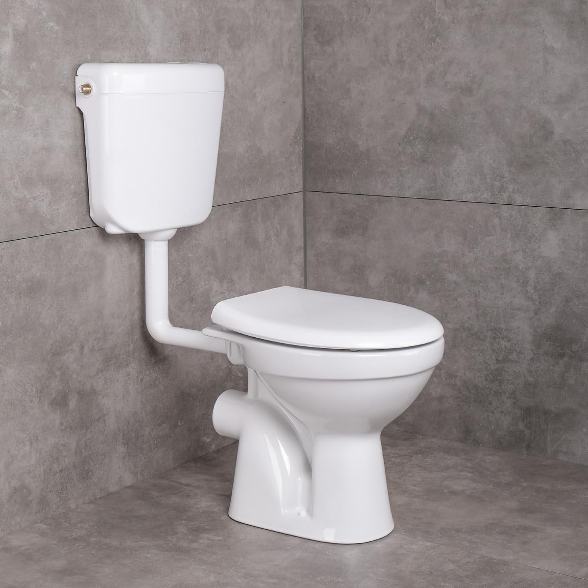 Belvit Dusch WC mit Bidet Funktion – Standtoilette mit Taharet, Hygienedusche, Spülkasten und Softclose WC-Deckel, waagerechter Abgang, Komplettset