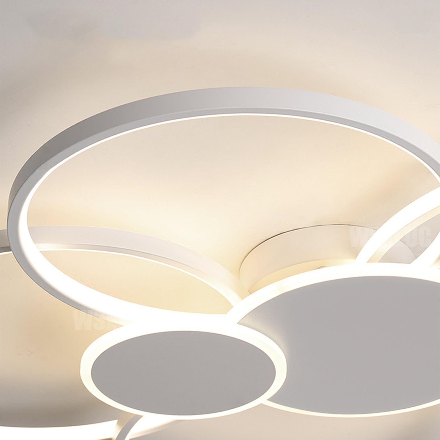 Dimmbare LED 6 Ring Wohnzimmerleuchte LED-Deckenleuchte moderne kreative Deckenbeleuchtung Innenbeleuchtung für die Augenpflege Für Schlafzimmer Büro Esszimmer Jugendzimmer (Weiß, L80cm 71W)