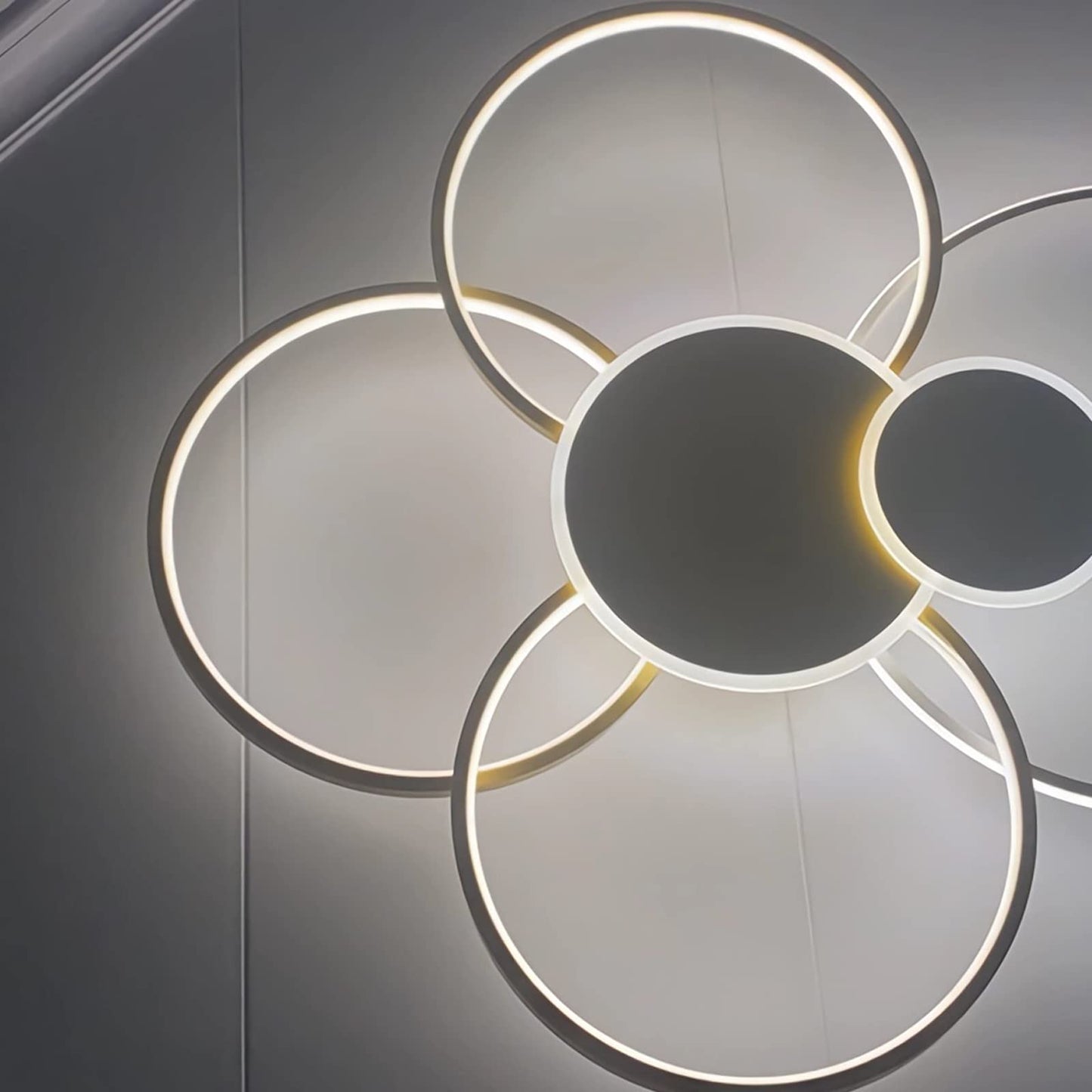 WERSVG L80cm Modern LED Deckenleuchte Wohnzimmer Deckenlampe gold 6-Ring Deckenleuchte 70W 5600LM Dimmbar 3500K - 6500KMit Fernbedienung flurlampe decke, für Wohnzimmer Schlafzimmer Küche Esszimmer