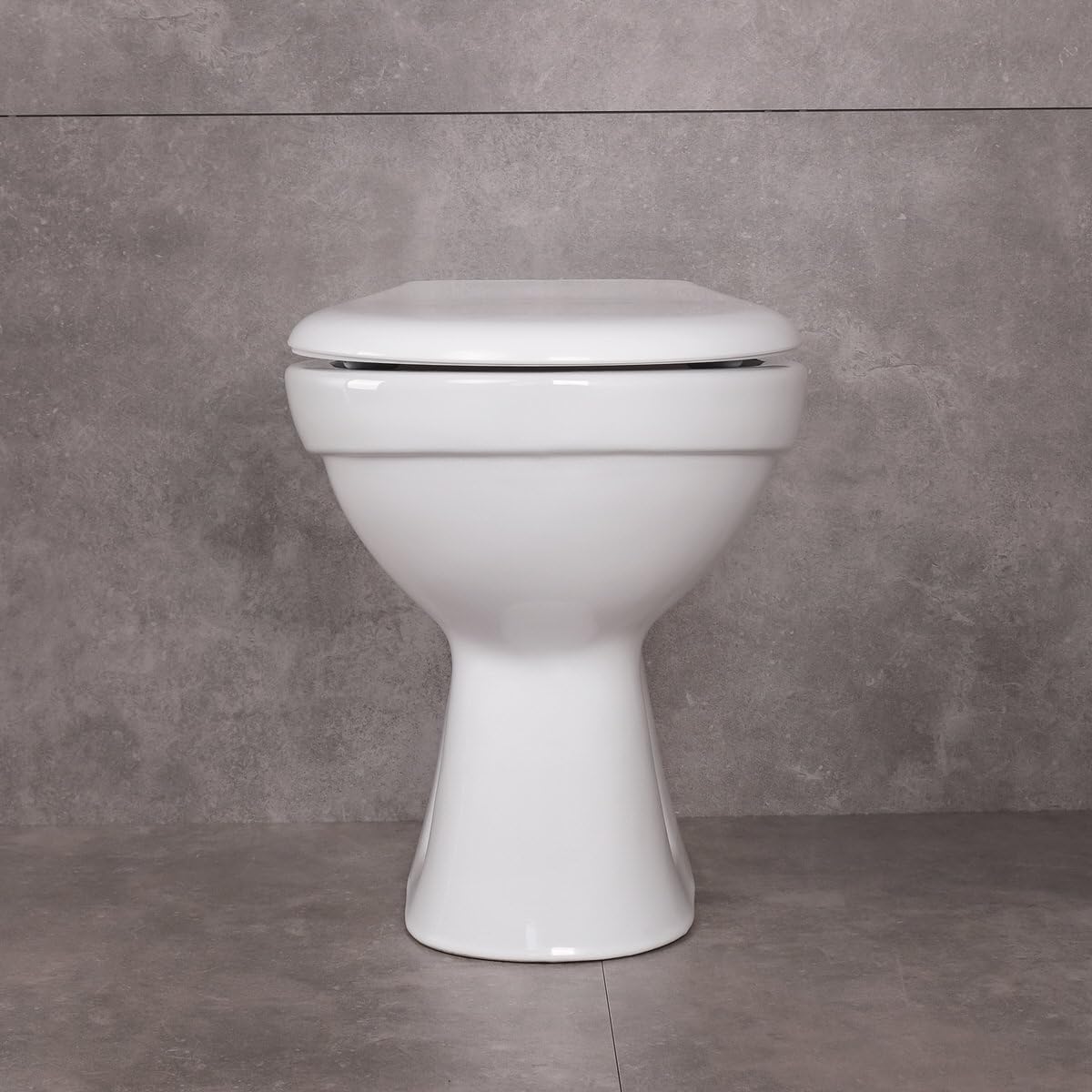 Belvit Dusch WC mit Bidet Funktion – Standtoilette mit Taharet, Hygienedusche, Spülkasten und Softclose WC-Deckel, waagerechter Abgang, Komplettset