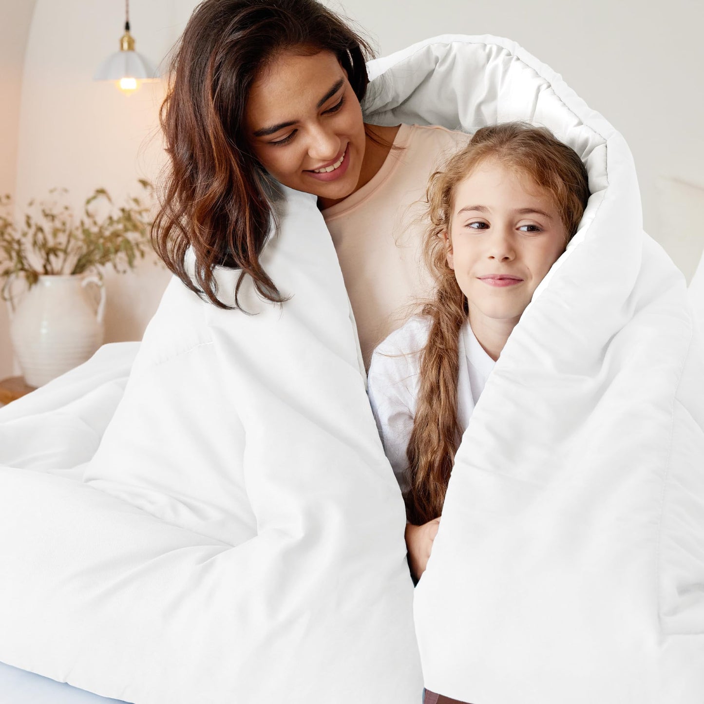 Exclusivo Mezcla 4-Season Duvet 155 x 220 cm, Warm and Light Sleeping Blanket without Cover, Turquoise/Aqua