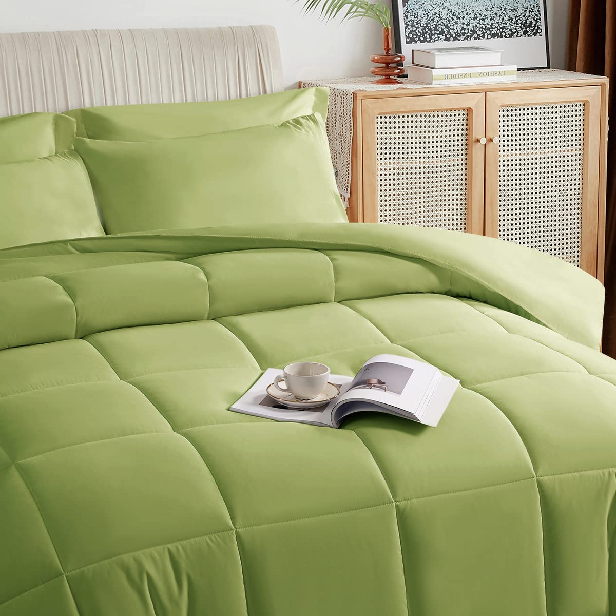 Twin Size Comforter Set - 5 Pieces, Bed in a Bag Bedding Sets with All Season Soft Quilted Warm Fluffy Reversible Comforter,Flat Sheet,Fitted Sheet,1 Pillow Shams,1 Pillowcases,Black