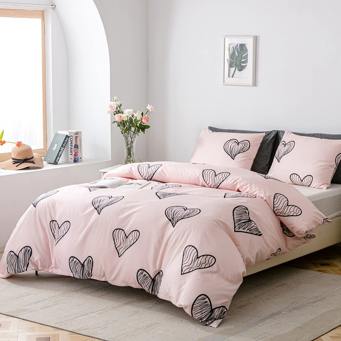 GETIYA Cartoon Hearts Bed Linen, 135 x 200 cm, Girls'/Women’s/Children’s Bed Linen, Pink Hearts Pattern, Duvet Cover, Microfibre, Duvet Cover, Light Pink, with Zip and Pillowcase, 80 x 80 cm