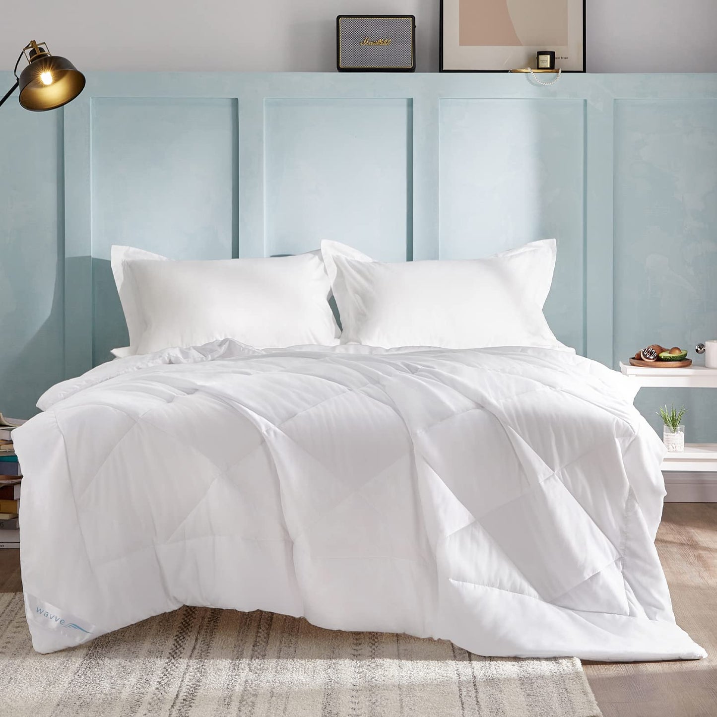 WAVVE Duvet 200 x 200 cm Summer Duvet, 150 GSM Microfibre, Lightweight Summer Duvet, Quilted Duvet, Thin Duvet, Super Soft Cuddly Quilted Duvet, White (200 x 200 cm)