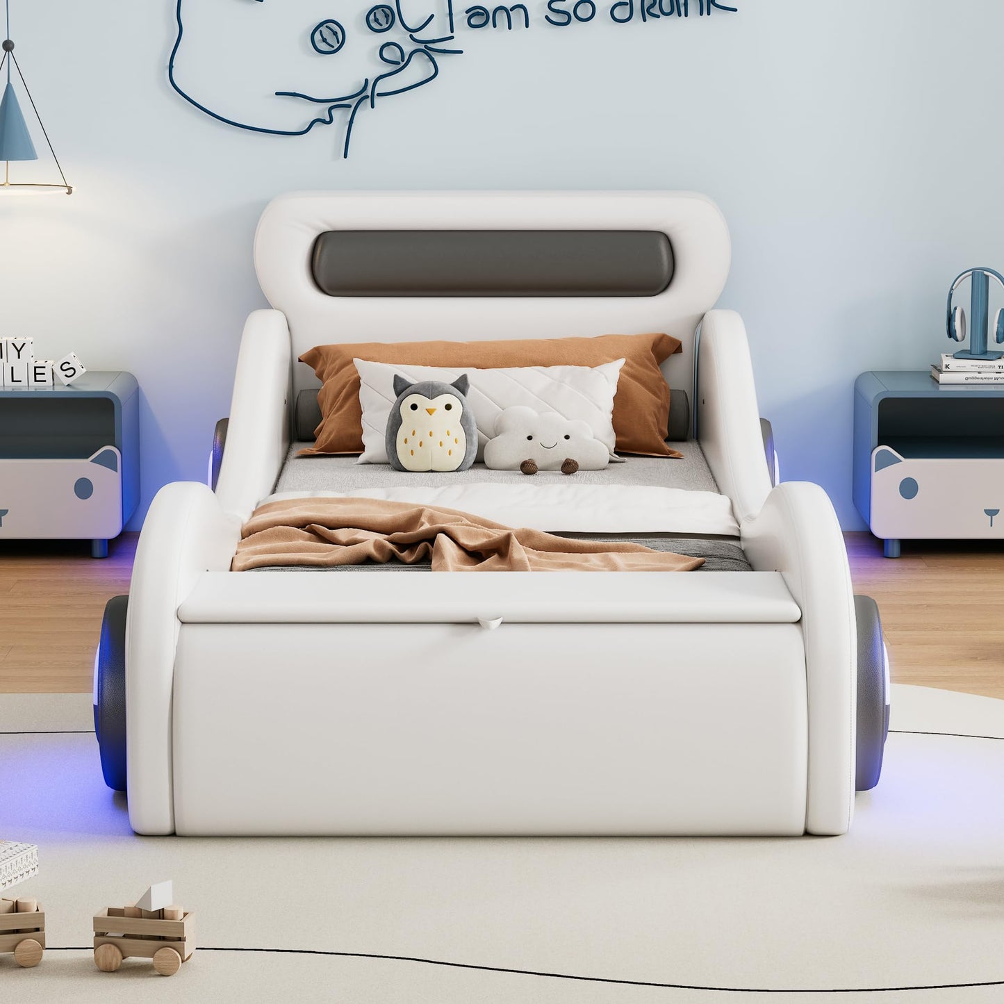 Autobett Kinderbett Jugendbett 90x200, Polsterbett Einzelbett mit leuchtenden Rädern&Stauraum, Aufregendes Auto Kinderbett für kleine Rennfahrer, Kinder Spielbett mit Lattenrost, PU,Ohne Matratze,Weiß