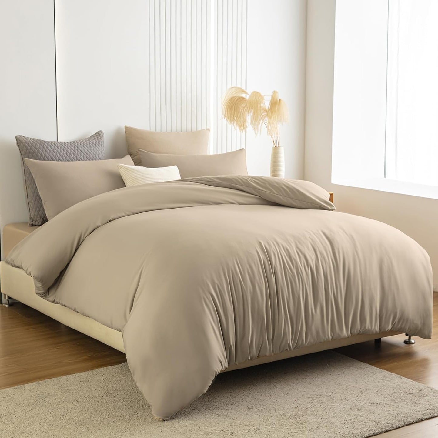 Soifox Bed Linen Set, Grey Anthracite, Microfibre, Non-Iron and Wrinkle-Free Duvet Cover 200 x 200 cm with Set of 2 Pillowcases 80 x 80 cm, Bed Linen with Zip