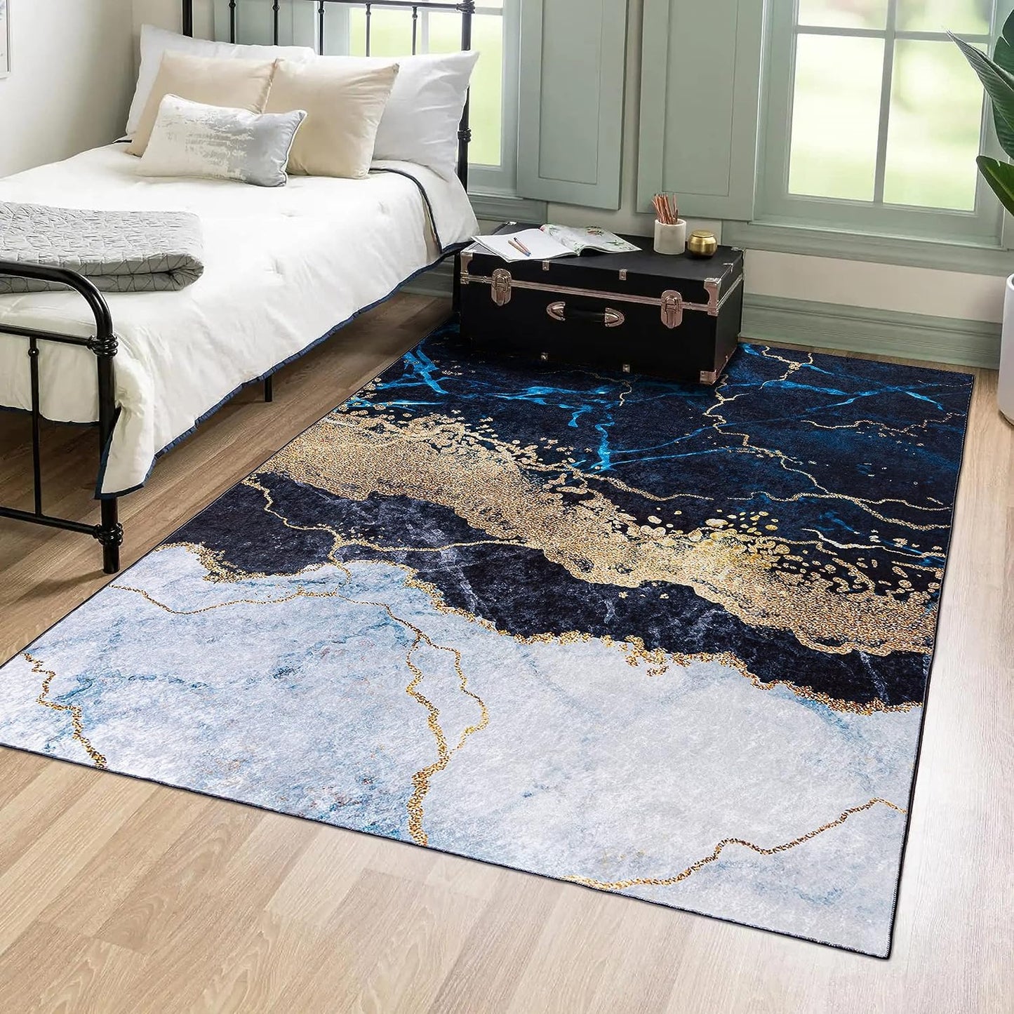 Mazovia Modern Teppich - Kurzflor Waschbar - Weich Teppich für Wohnzimmer, Schlafzimmer, Esszimmer – Teppiche Marmor Abstrakt Muster - Schwarz Gold 160 x 230 cm