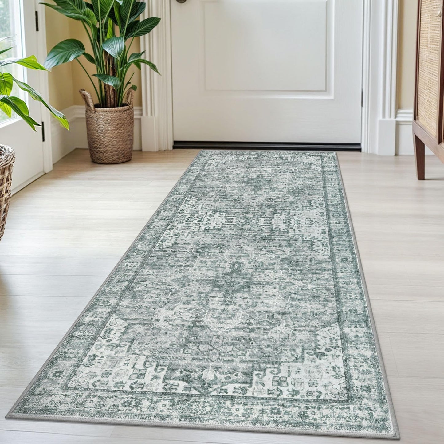 2x3 Blue Washable Rug for Entrance, Soft Traditional Area Rug, Non-Slip Printed Kitchen Rugs, Low-Pile Medallion Indoor Door Mat, Small Farmhouse Carpet for Entryway Kitchen Foyer Bedside