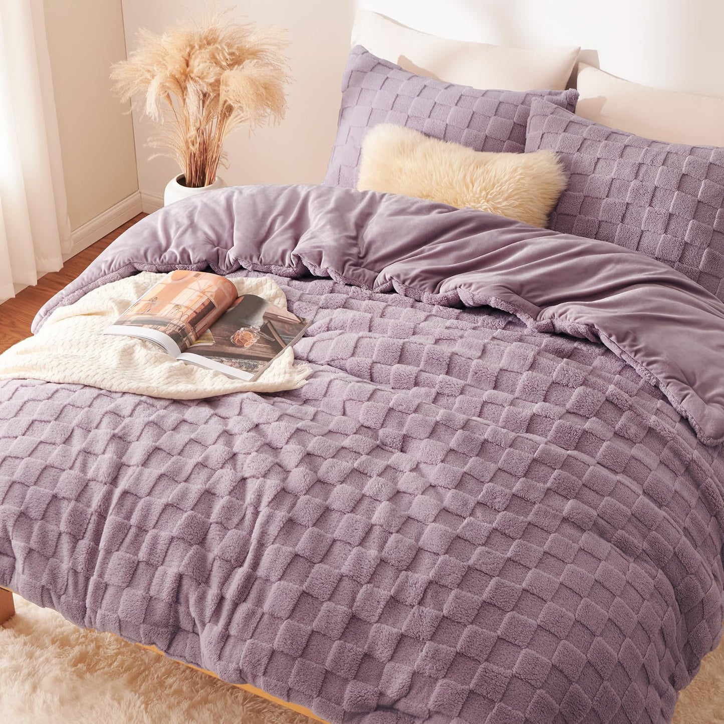 CozyLux Queen Size Comforter Set Blush Pink, Fluffy Plush Fleece Comforter with Checkered Pattern, Farmhouse Boho Soft Warm Bed Set, 3 Pieces, 1 Comforter and 2 Pillowcases