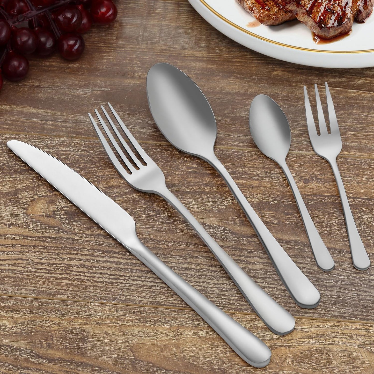 BEWOS Besteckset für 6 Personen, 30-teiliges Besteckset aus Edelstahl, Besteckset aus Silber, inklusive Messer, Gabeln und Löffel, hochglanzpoliert und spülmaschinenfest