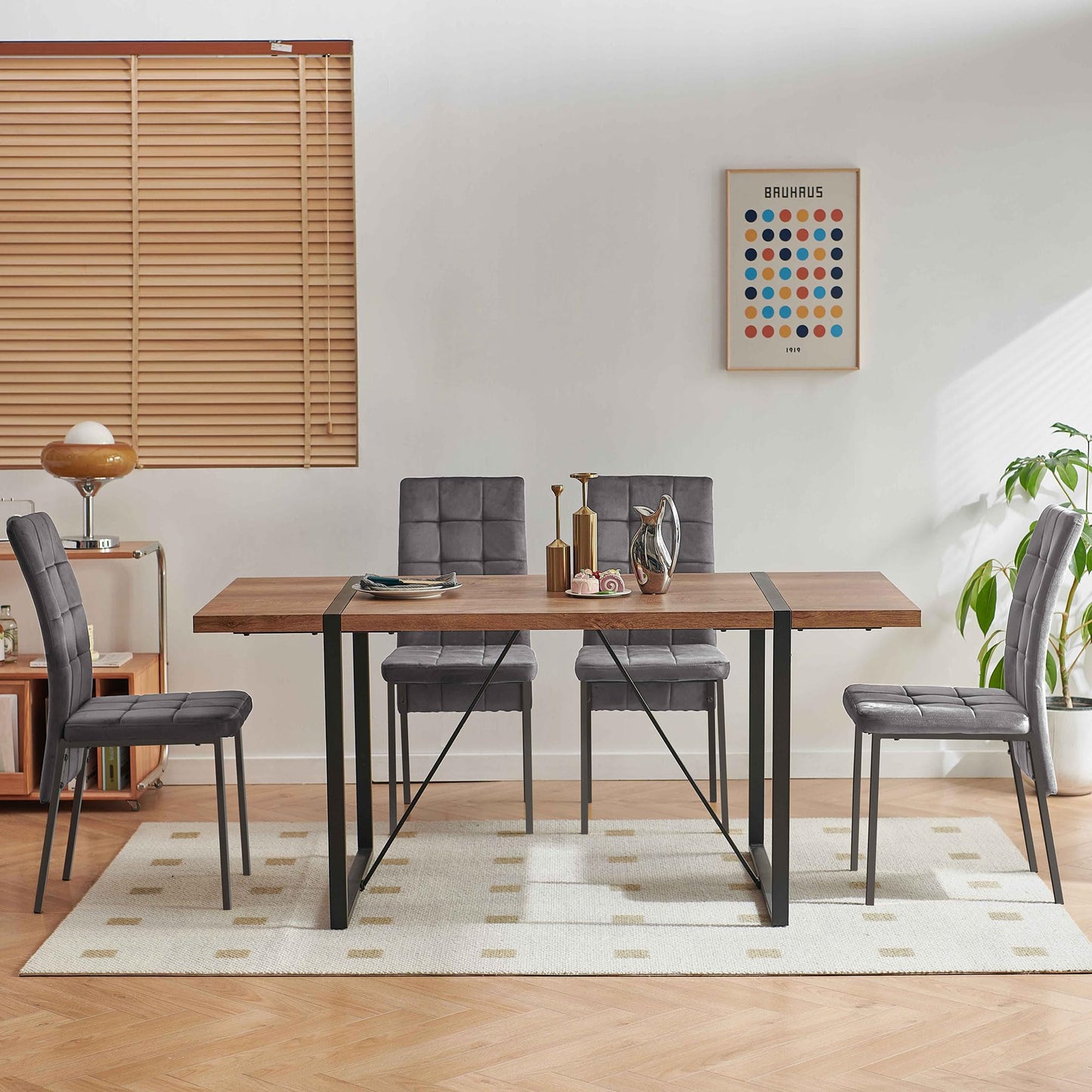 NORDICANA Dining Table with 4 Chairs Set, Dining Room Chairs Set of 4 and Rectangular Dining Table, Velvet Cover, Upholstered Chair, MDF Panels, Wooden Table, Suitable for Kitchen, Office, Balcony