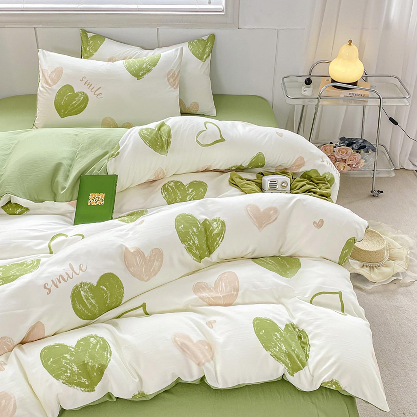 GETIYA Cartoon Hearts Bed Linen, 135 x 200 cm, Girls'/Women’s/Children’s Bed Linen, Pink Hearts Pattern, Duvet Cover, Microfibre, Duvet Cover, Light Pink, with Zip and Pillowcase, 80 x 80 cm