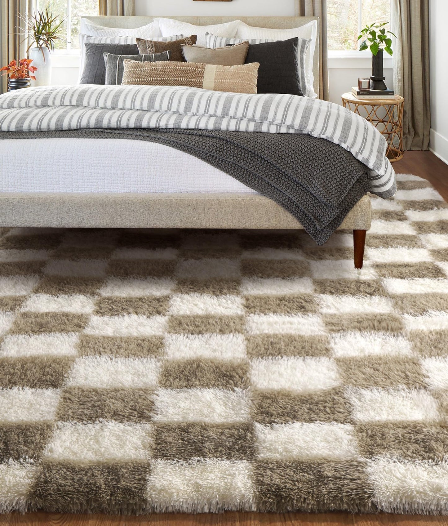 BYBSRLL Checked Rug Pink and White 120 x 180 cm High Pile Soft Fluffy Cuddly Rug Washable Rug Living Room Bedroom Children's Room Girls Non-Slip Rugs for Living Room