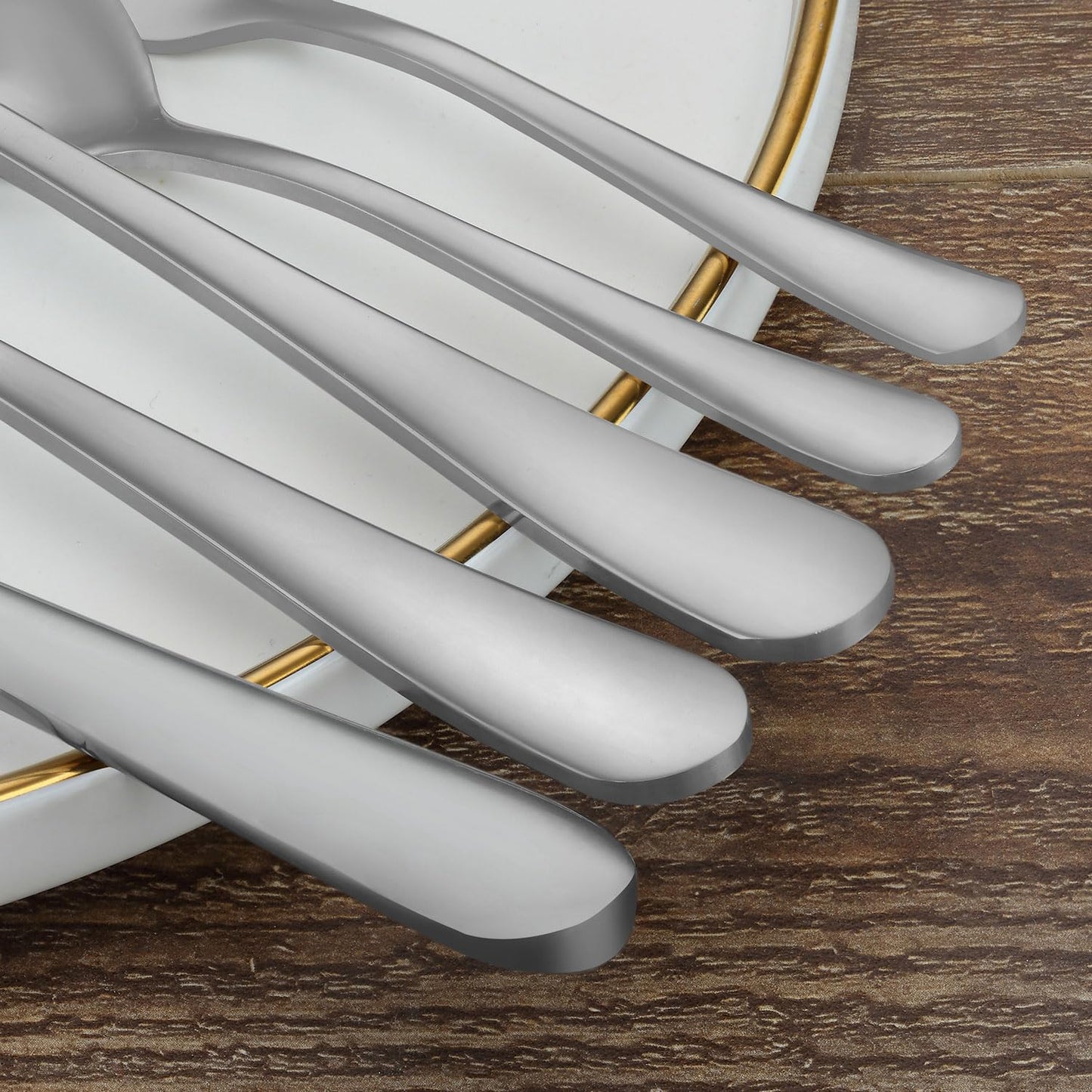 BEWOS Besteckset für 6 Personen, 30-teiliges Besteckset aus Edelstahl, Besteckset aus Silber, inklusive Messer, Gabeln und Löffel, hochglanzpoliert und spülmaschinenfest