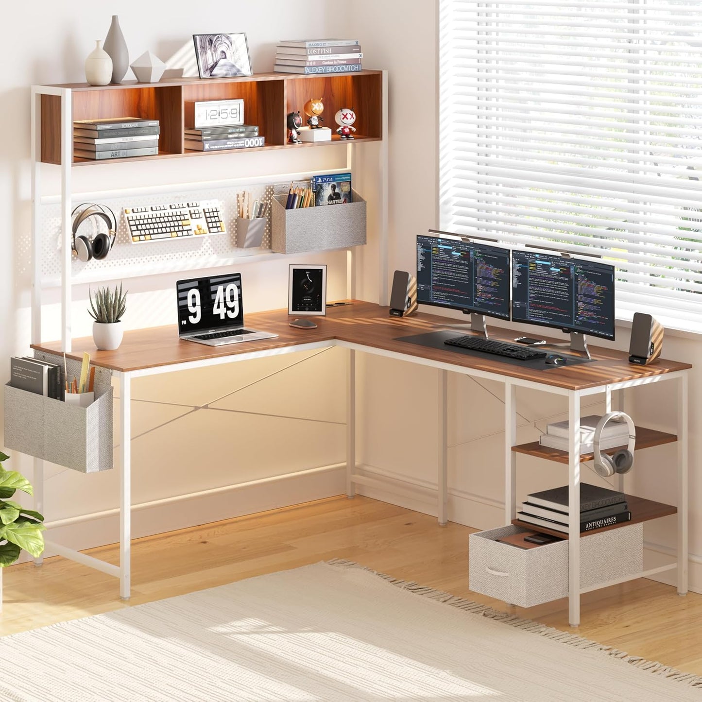 Dowinx LED Gaming Table, L-Shaped Desk with Pegboard and Storage Space, Reversible Computer Desk with Sockets and USB, Office Corner Desk for Home Game, Grey, 120 x 148 cm