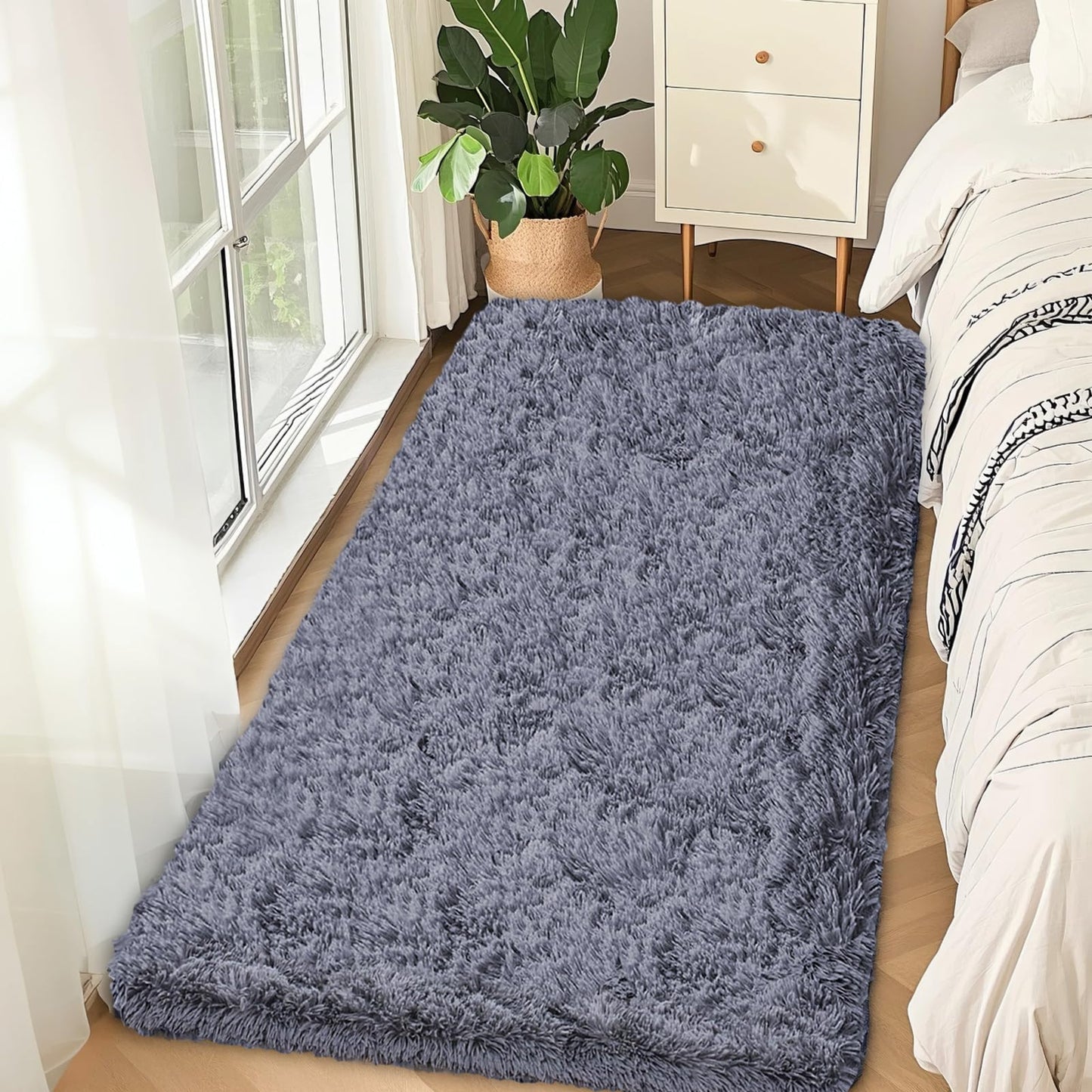 High Pile Living Room Rug, 140 x 200 cm, Cream Fuzzy Shaggy Fluffy Rug for Bedroom Rugs, Modern Plush Living Room Rug, Bed Rug, High-Pile Carpet, Non-Slip for Children's Room