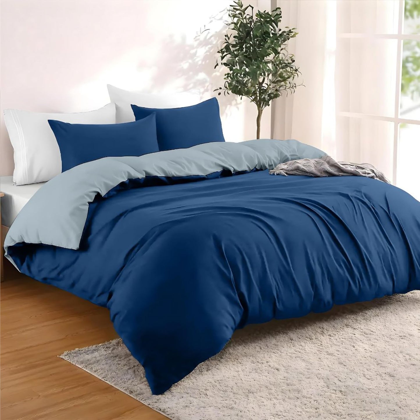 Dreamzie - Bed Linen Set 200 x 200 cm with 2 Pillowcases 80 x 80 cm Light Grey/White - 1 Duvet Cover 200 x 200 cm Made of 100% Microfibre - Certified No Chemicals (Oeko Tex)