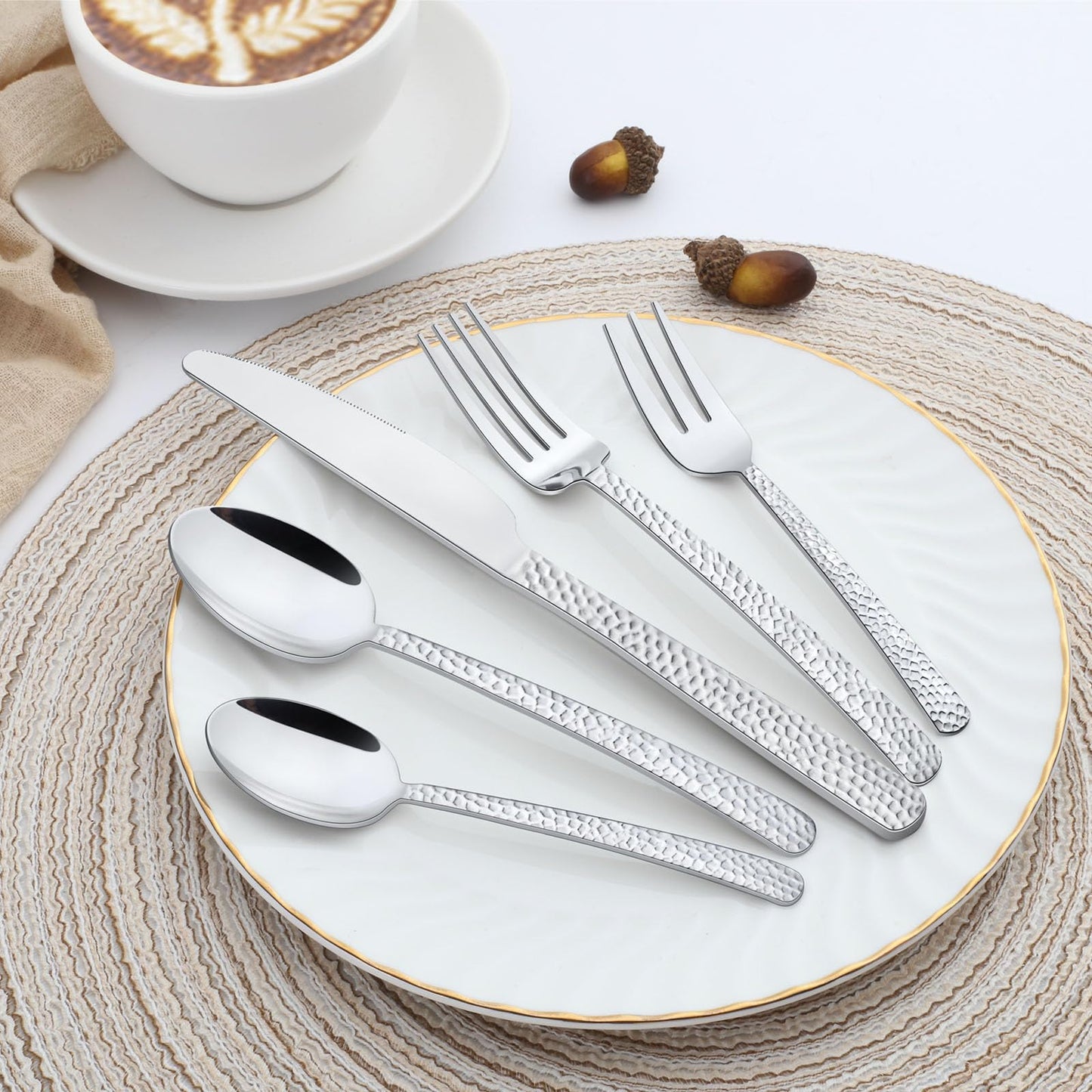 BEWOS Besteckset für 6 Personen, 30-teiliges Besteckset aus Edelstahl, Besteckset aus Silber, inklusive Messer, Gabeln und Löffel, hochglanzpoliert und spülmaschinenfest