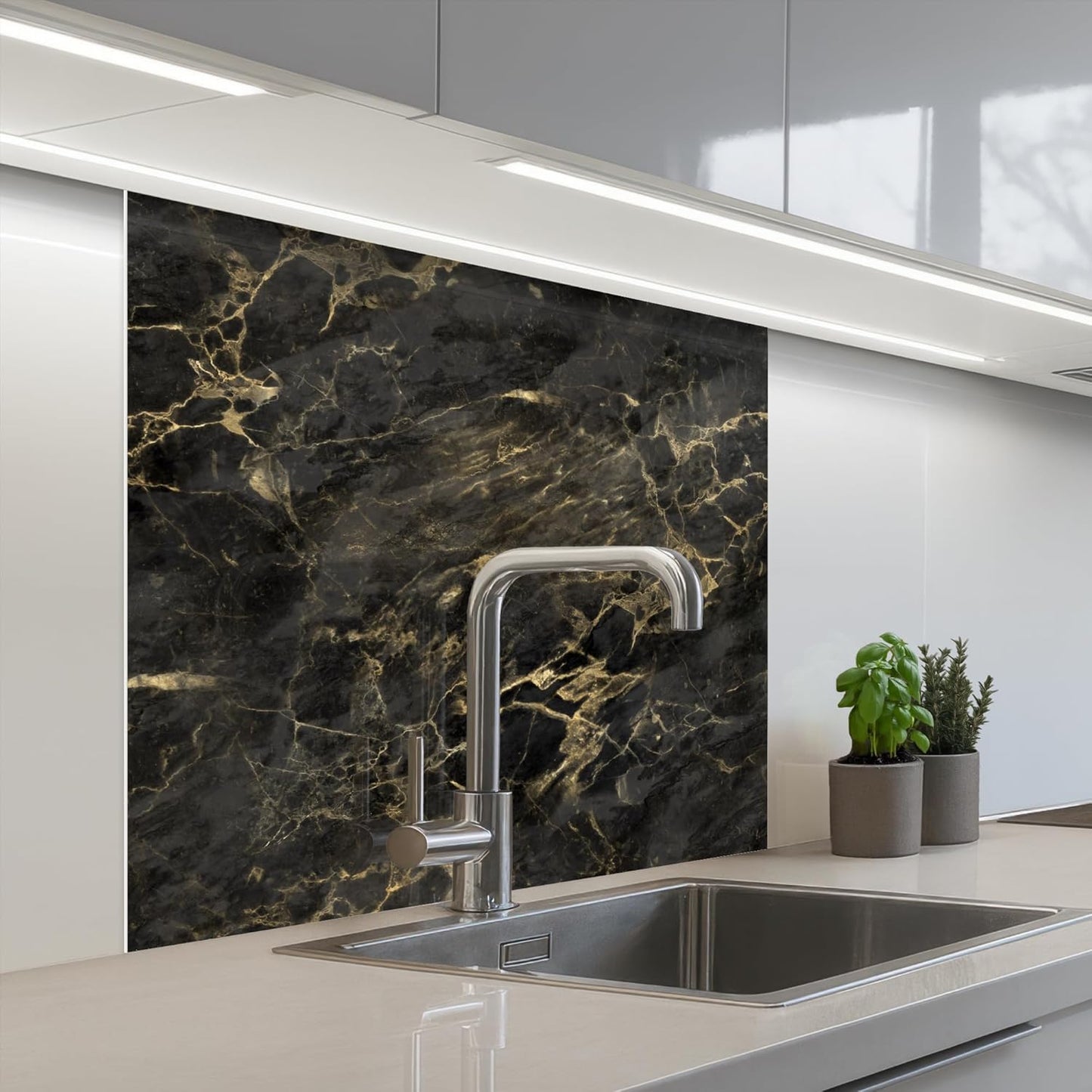 Splash Guard Kitchen Back Wall 60 x 80 cm Kitchen Washable Self-Adhesive Kitchen Wall Kitchen Front Kitchen Back Wall Protection Lavender - Purple - Flowers - Natural