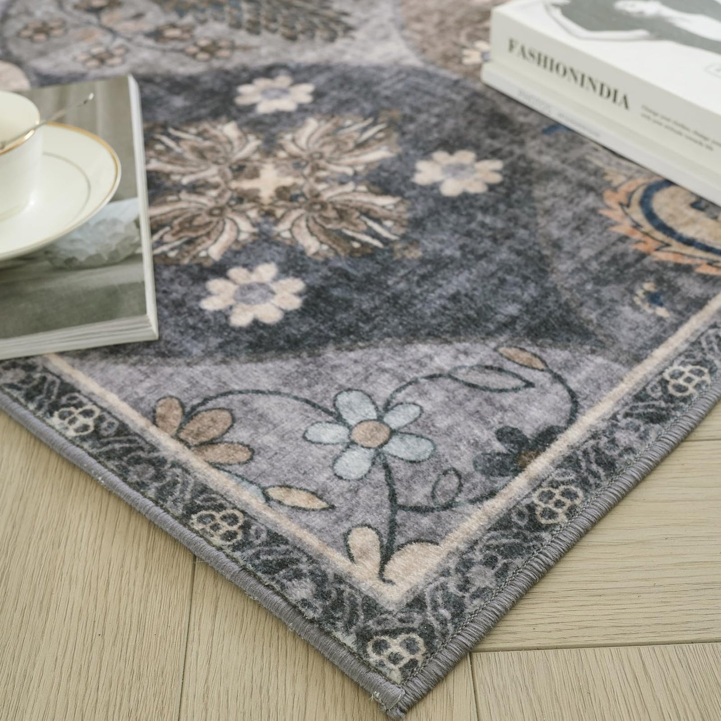 Xfrog Blumen Boho Teppich - Rutschfester Waschbarer Ultraweicher Antiker Niedriger Flor Flächenteppich für Wohnzimmer, Schlafzimmer, Kinderzimmer - 80 x 150 cm