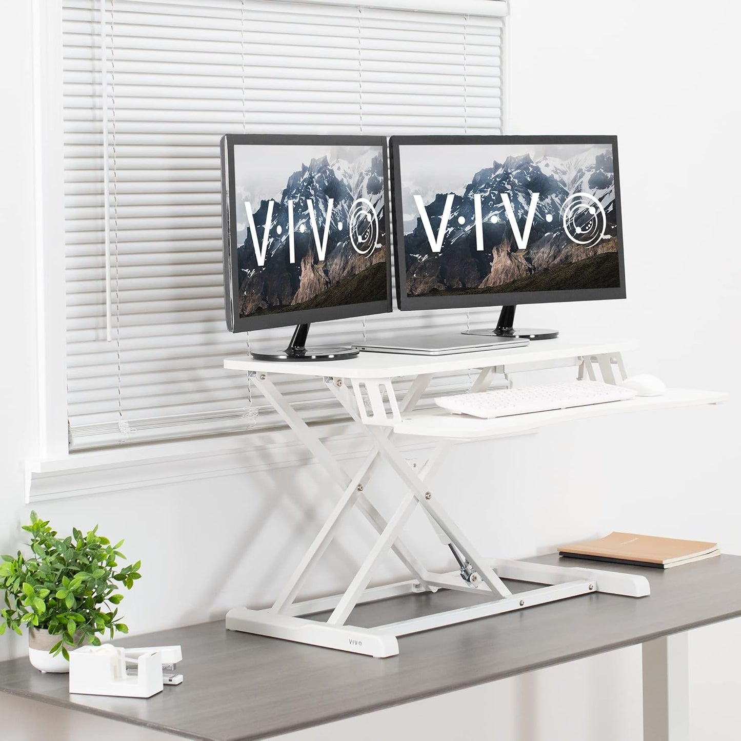 VIVO 32” Stehpult-Konverter mit höhenverstellbarem Aufsatz, Steh-Sitz-Arbeitsplatz für zwei Monitore und Laptop, mit breiter Tastaturablage, Schwarz, DESK-V000K