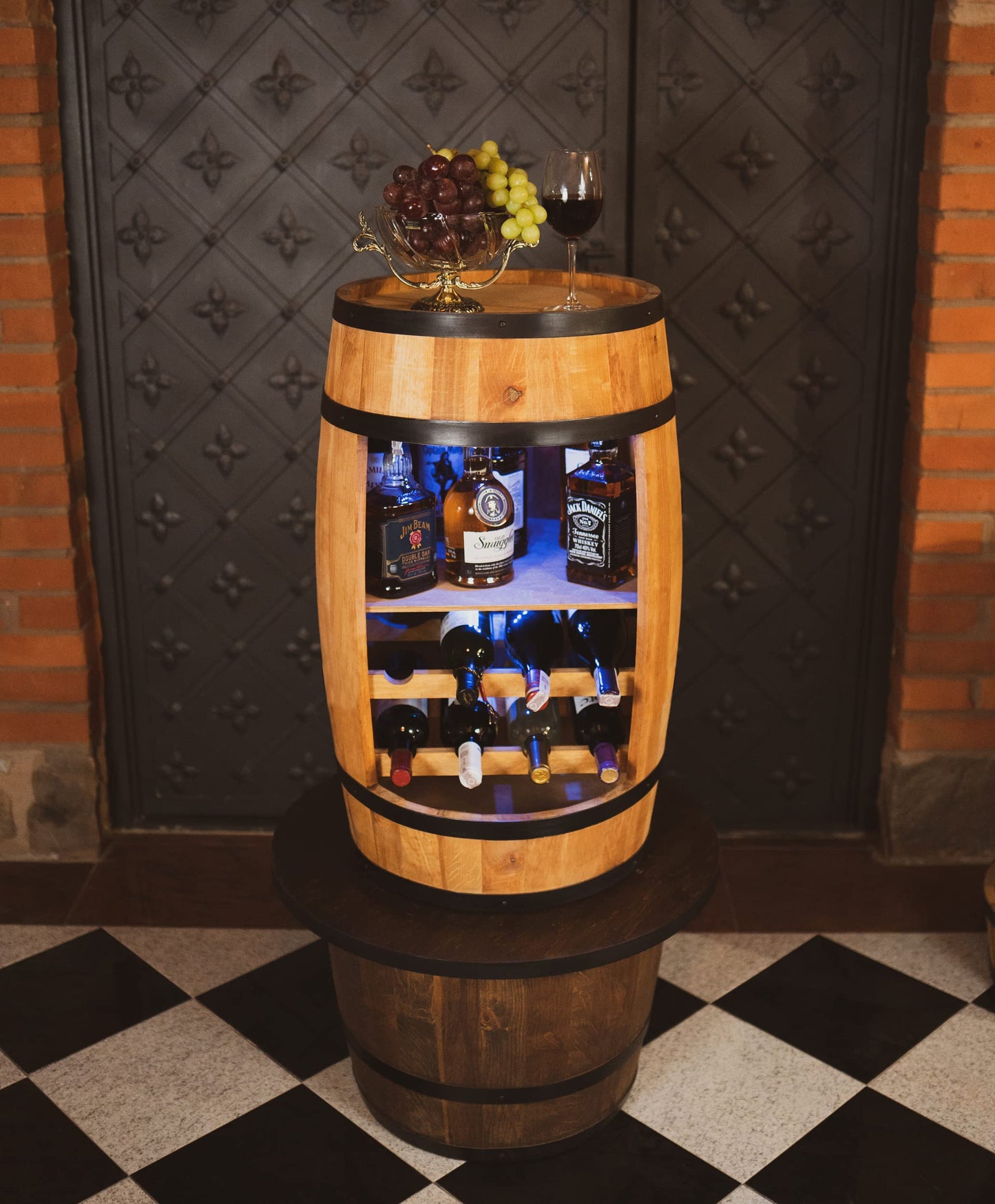 CREATIVE COOPER Weinregal - Weinschrank Mini Bar - Alkohol Schrank mit LED - Weinfass - Fass bar - Weinbar - Fassbar - Barschrank - 80cm hoch - Retro deko Bar Regal - Hausbar Theke - Fassmöbel Eiche