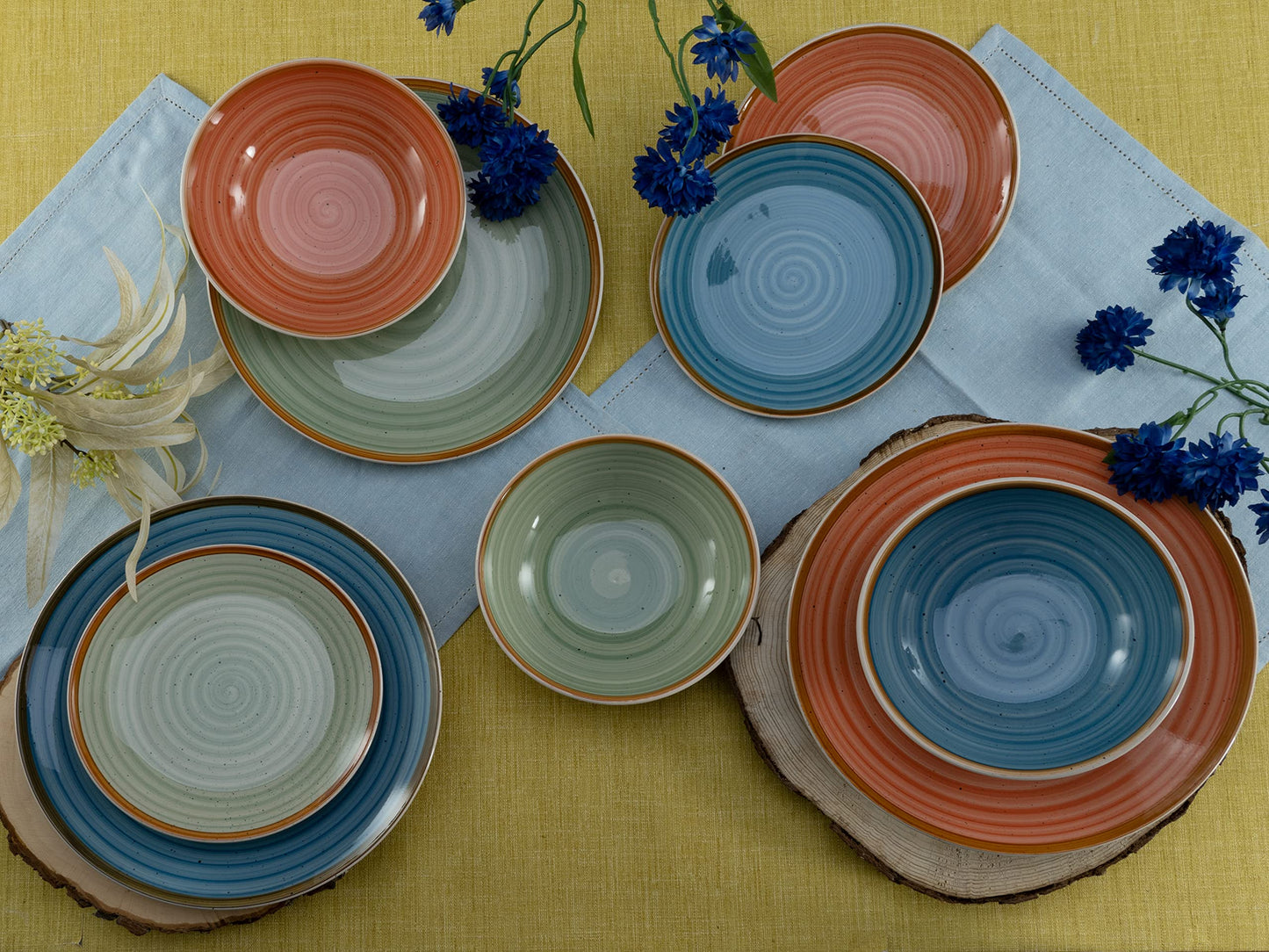 CreaTable, 22851 COUNTRY 24-Piece Crockery Set, Stoneware Crockery Set, Dishwasher and Microwave Safe, Quality Production