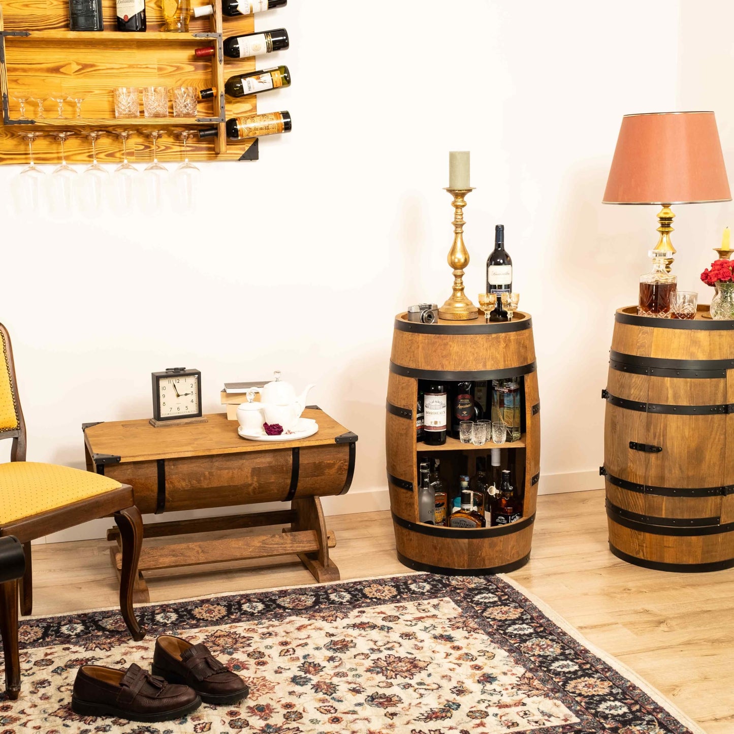 CREATIVE COOPER Wine Barrel Bar Table - Mini Bar Shelf Round - Alcohol Shrank Bottle Rack Wooden Shelves - Wooden Barrel Decoration - Wine Rack - Barrel Furniture - Wine Rack - Furniture Living Room -