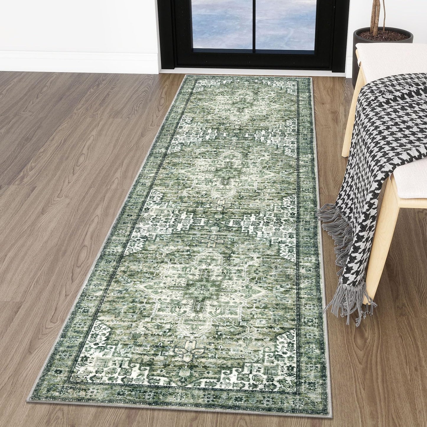 2x3 Blue Washable Rug for Entrance, Soft Traditional Area Rug, Non-Slip Printed Kitchen Rugs, Low-Pile Medallion Indoor Door Mat, Small Farmhouse Carpet for Entryway Kitchen Foyer Bedside