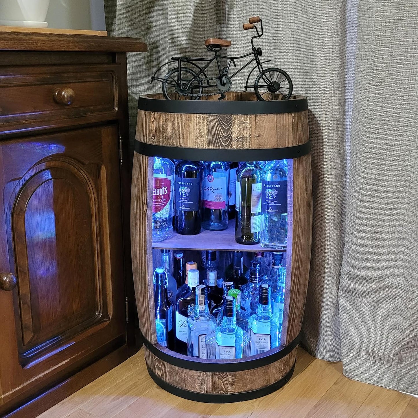 weeco Weinfass als Weinregal - Weinschrank Barschrank LED RGB Leuchten, Bar Tisch aus Holzfass, Wein Rack Flaschenständer deko Fassbier/hausbar Komodenschrank Holz Fass fur Wohnzimmer