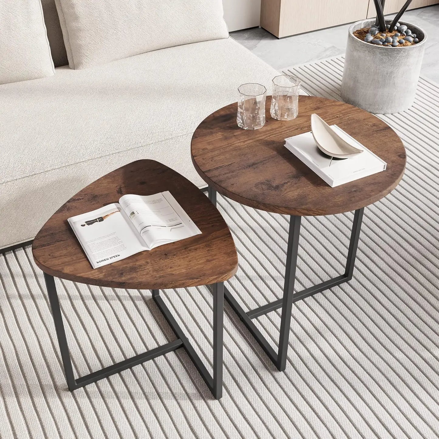 2 Piece Round Coffee Table Set, Side Table Set, Coffee Table, Metal Base and Heart Shape, Modern