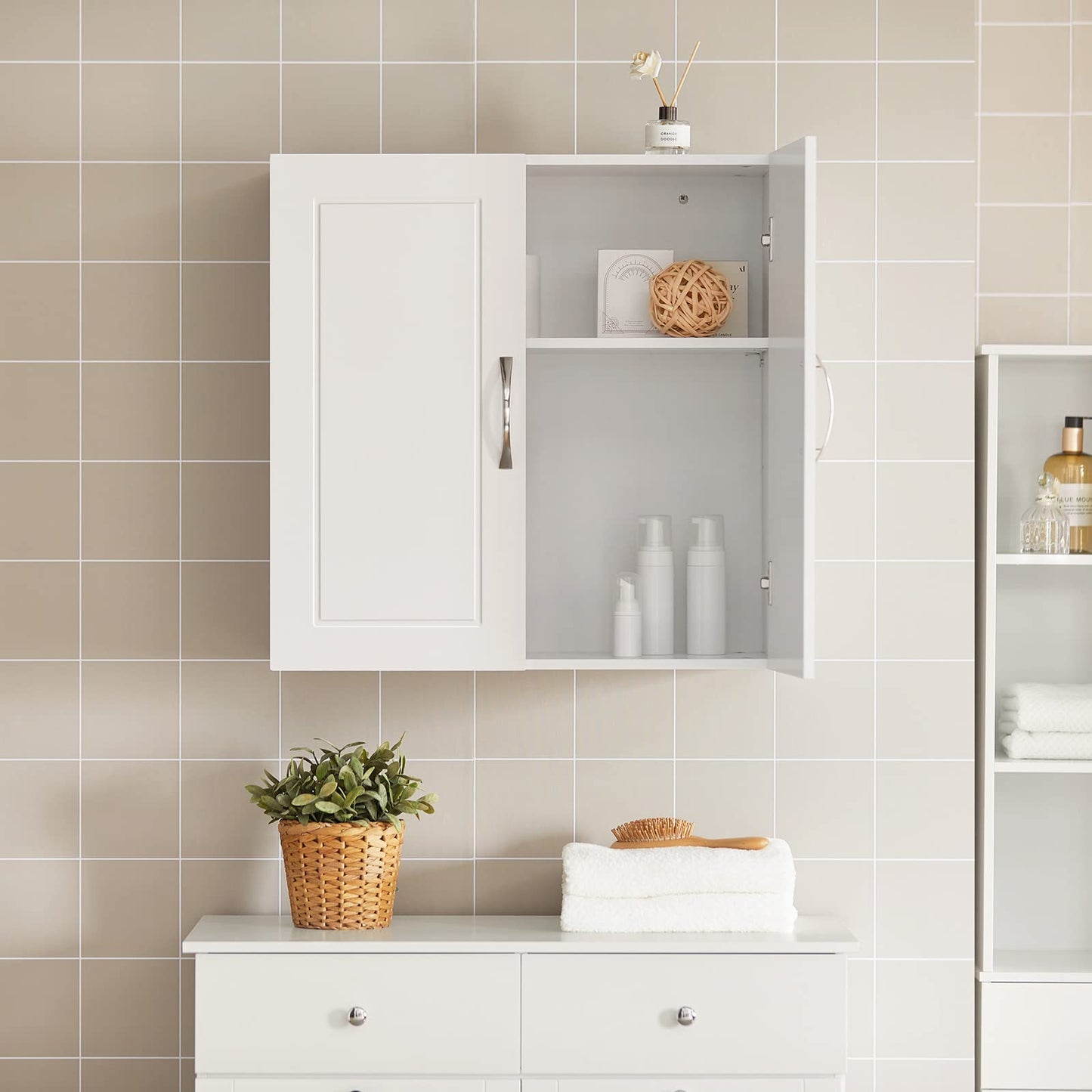 SoBuy® FRG231-W Wall Cupboard with Two Doors Bathroom Cupboard Kitchen Cabinet Medicine Cabinet White WHT Approx. 60 x 60 x 30 cm.