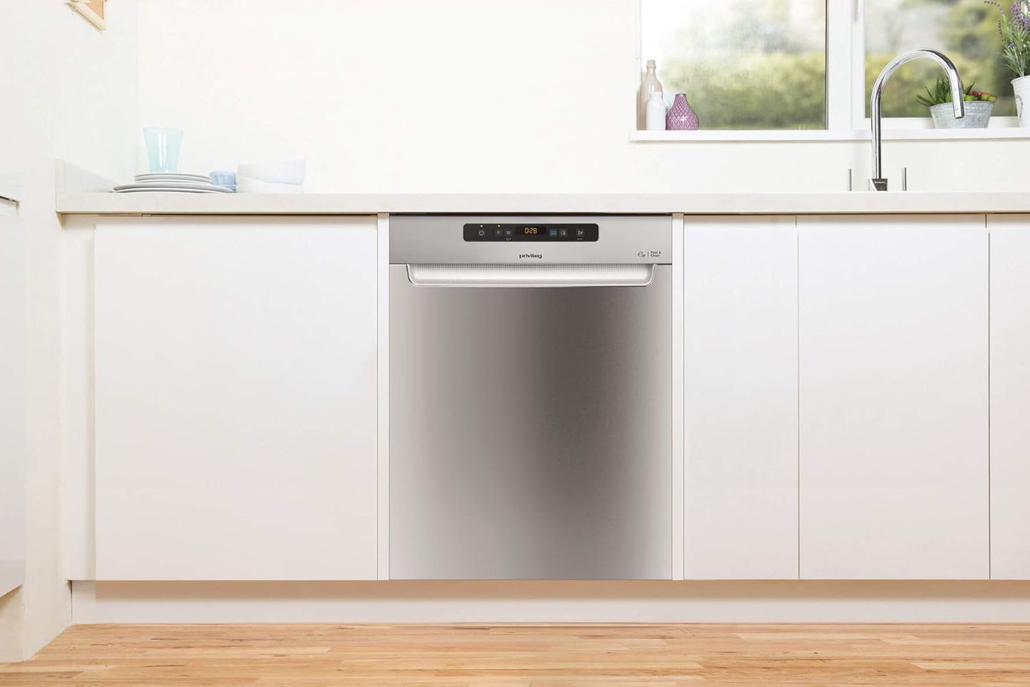 Privileg RUO 3T133 A F X Undermount Dishwasher 60 cm / 14 Place Settings / Fast & Clean 28 Inch / Auto Door / Push & Go / Option Multizone / Delay Start / Full Water Protection [Energy Class D]