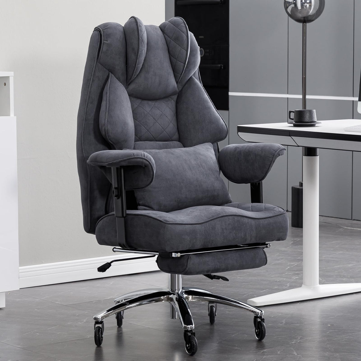 Ergonomic Office Chair 200 kg, Executive Chair with Footrest, Desk Chair with Lumbar Cushion, Comfortable XXL Wide Seat, Thickened Padded, Height Adjustable, Imitation Suede