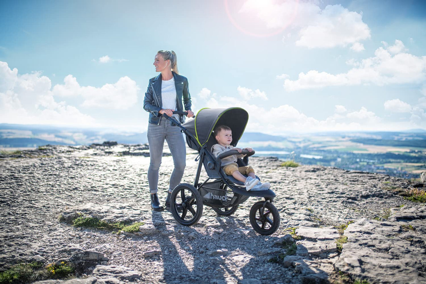 hauck Runner 2, Black - Robust All Terrain Pushchair with Raincover, XL Pneumatic Air Wheels, UPF 50+, Reclining Backrest from Birth up to 22 kg, Height-Adjustable Handle, XL Mesh Window