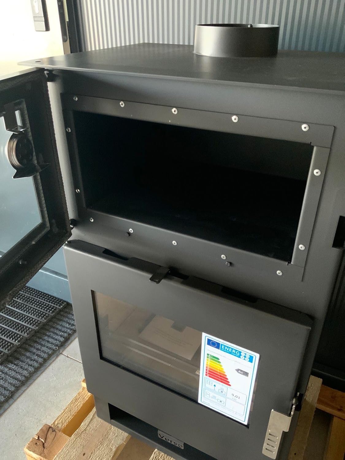 EEK A+ Fireplace with Baking Compartment Verso F - 9kW