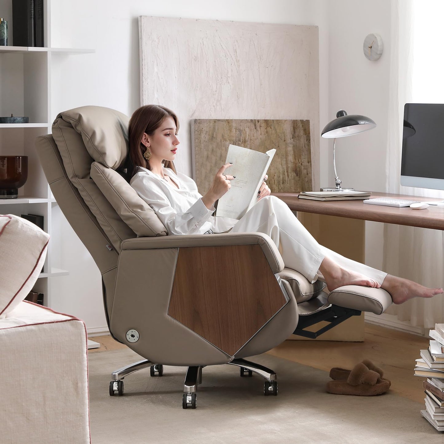 EMIAH Executive Massage Chefsessel M032-1 Liegefunktion Bürostuhl mit Armlehne Ergonomischer Schreibtischstuhl mit Fußstütze und Lendenwirbelstütze Elektrischer Rollender Leder Computerstuhl (Khaki)