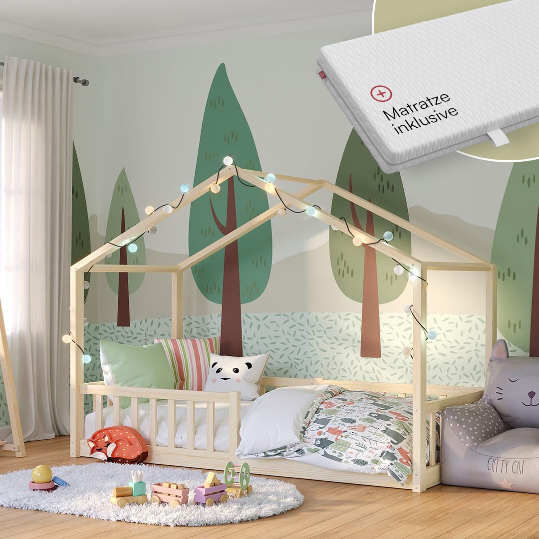 Bellabino Bia Children’s Bed, 90 x 200 cm, Children’s House Bed incl. Fall Protection and Rolled Slatted Frame, Montessori Floor Bed, White, Solid Pine Wood