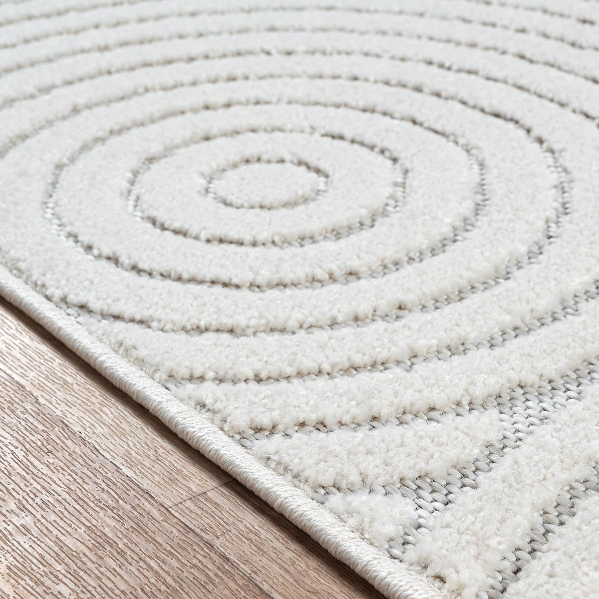 the carpet Santo Plus - Hochwertiger Outdoor Teppich, Passend für Wohnzimmer, Schlafzimmer und Terrasse, Wetterfest, langlebig und pflegeleicht, Creme, 140 x 200 cm