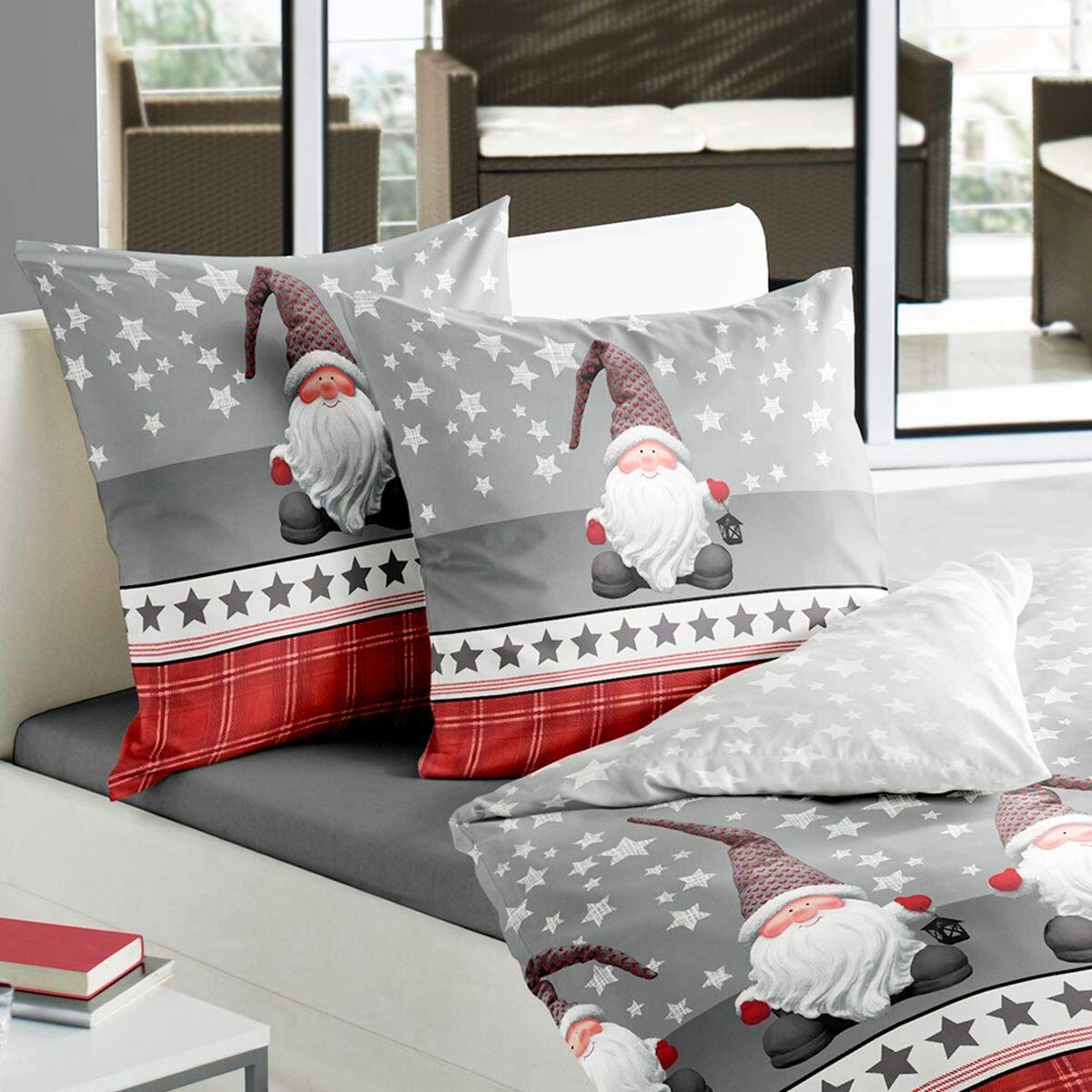 Traumschlaf Christmas Flannelette Bed Linen Gnome 100% Cotton with Zip 135 x 200 cm + 80 x 80 cm