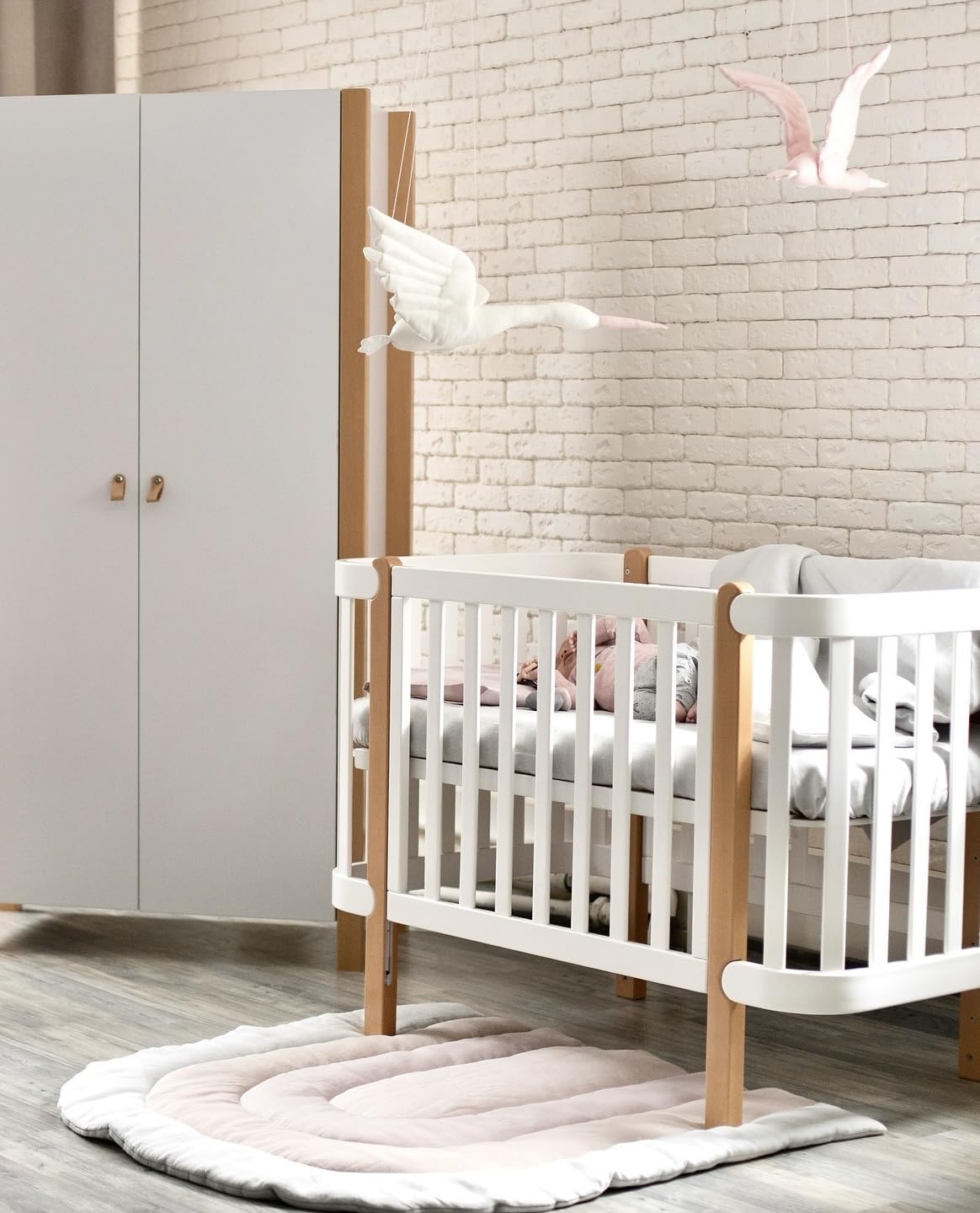 Veres Monaco Beech Baby Cot