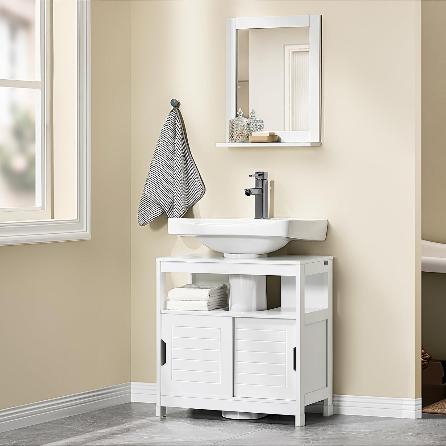 SoBuy FRG128-W Vanity Unit Bathroom Cabinet with Foot Pads, Vanity Unit for Bathroom, Bathroom Furniture, White, 60 x 61 x 30 cm