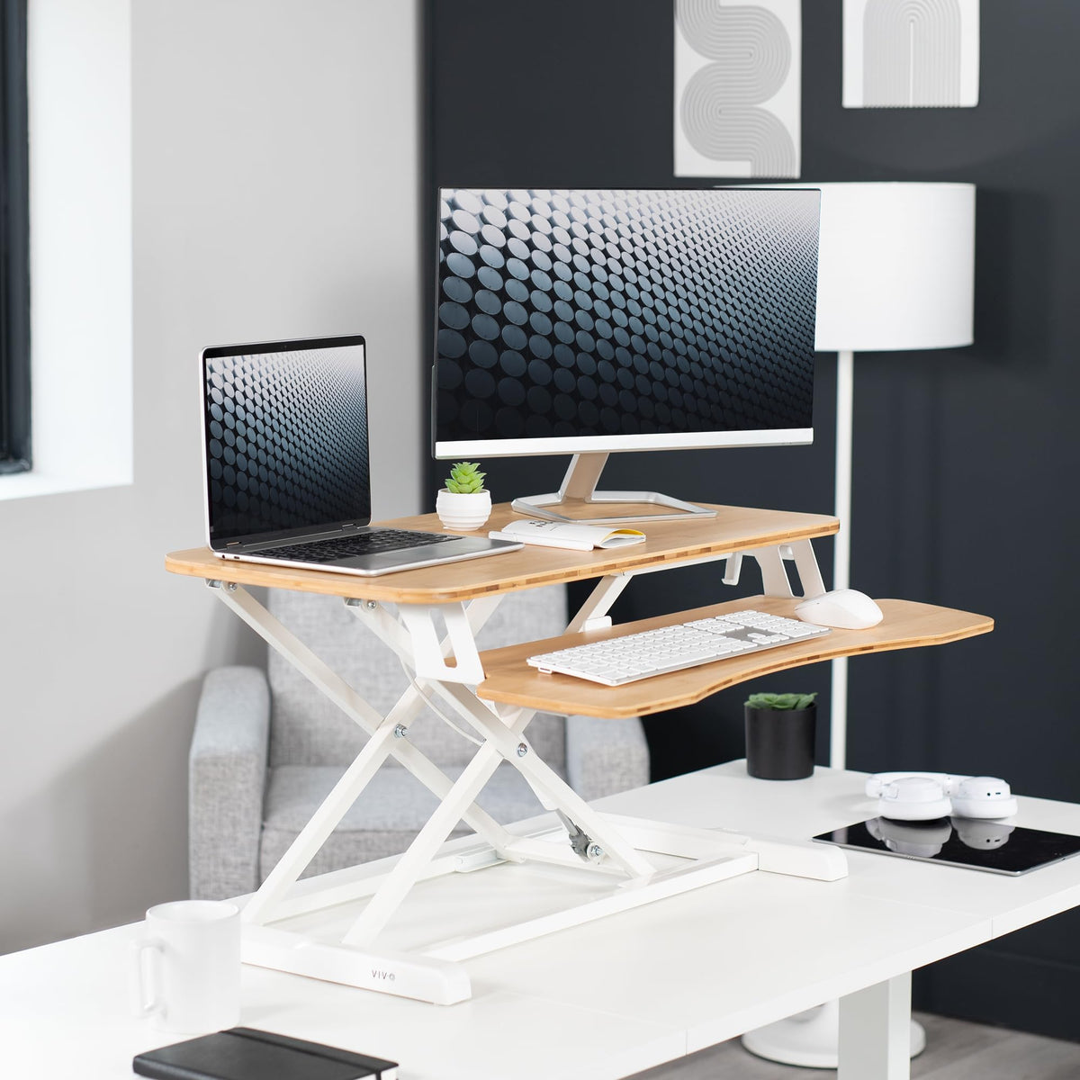 VIVO 81 cm Schreibtischaufsatz, K-Serie, höhenverstellbarer Steh-Sitz-Aufsatz, Dual-Monitor- und Laptop-Arbeitsplatz mit breiter Tastaturablage, Schwarz, DESK-V000K