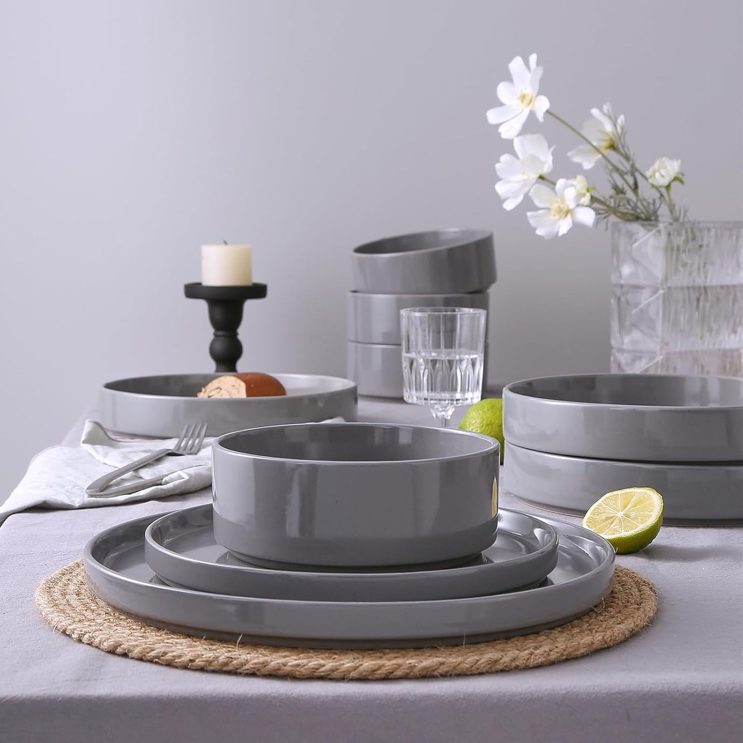 Star 18-Piece Plate Set, Crockery Set for 6 People, Stoneware Crockery Set, Anti-Scratch Dinner Service, Microwave & Dishwasher Safe, Cappuccino White