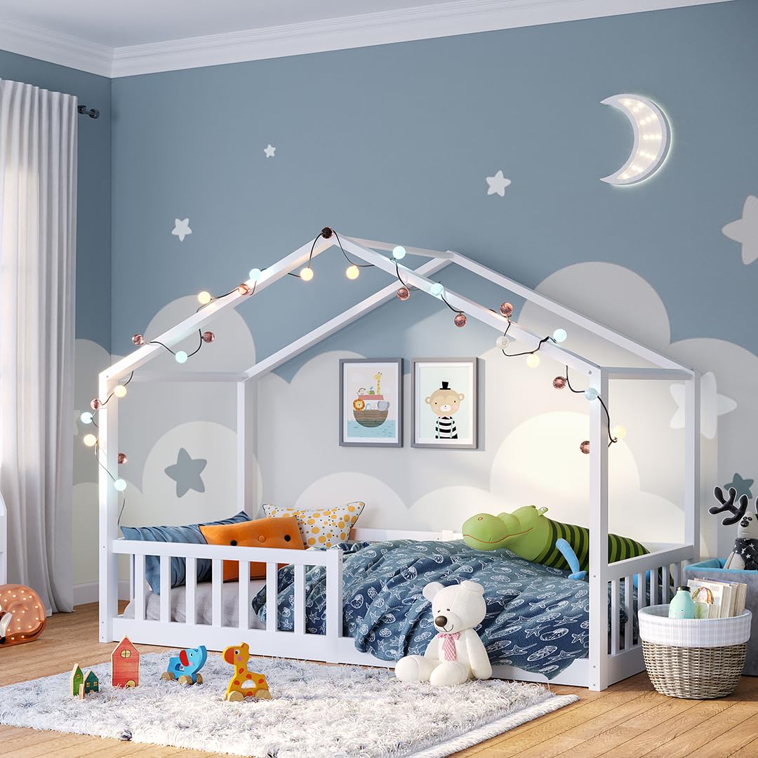 Bellabino Bia Children’s Bed, 90 x 200 cm, Children’s House Bed incl. Fall Protection and Rolled Slatted Frame, Montessori Floor Bed, White, Solid Pine Wood