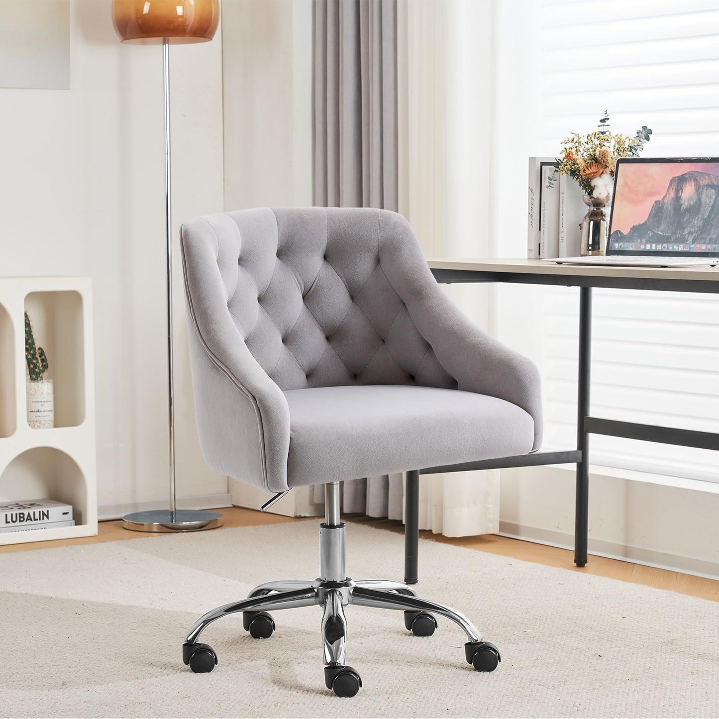 Velvet Office Chair, Home Office Chair, Desk Chair with Wheels, Dressing Table Chair, Height Adjustable, for Study, Office, Bedroom, Maximum Load 135 kg (Grey)