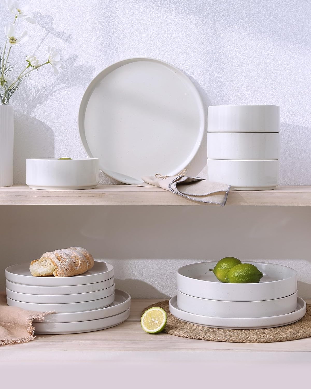 Star 18-Piece Plate Set, Crockery Set for 6 People, Stoneware Crockery Set, Anti-Scratch Dinner Service, Microwave & Dishwasher Safe, Cappuccino White