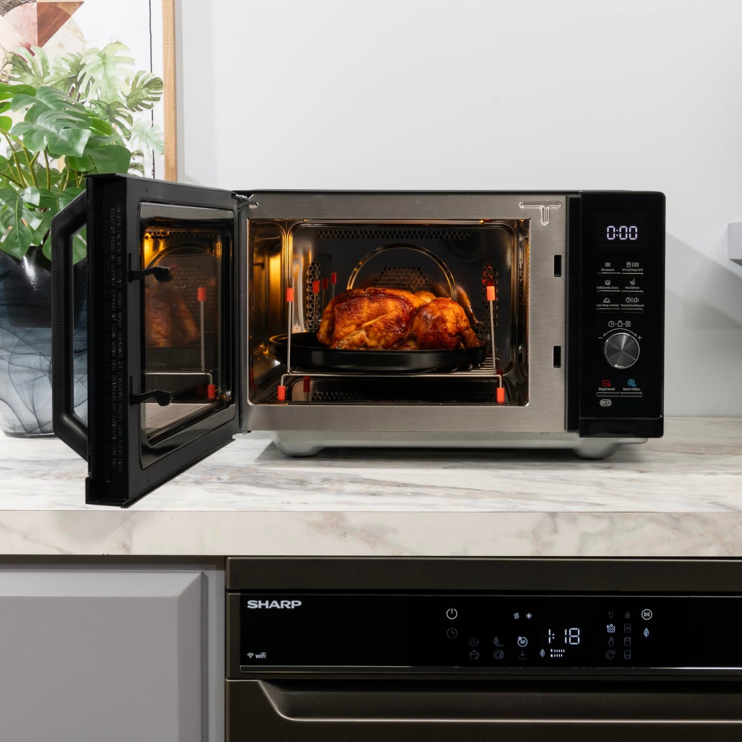 Sharp R843INW 3-in-1 microwave with hot air, grill and convection / 25 L / 800 W / 1000 W grill / 2500 convection / 10 automatic programs / pizza program / metal turntable (30 cm) / silver