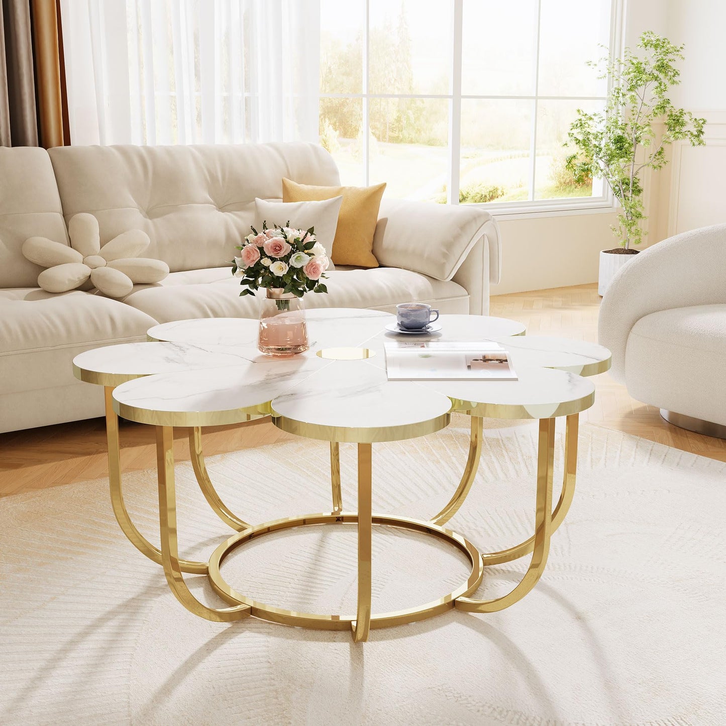 Tribesigns Coffee Table in White and Gold, Modern Coffee Table in Flower Shape with Faux Marble Top 100 cm Large Floral Accent Table with Metal Frame, Living Room Table, Sofa Table for Living Room