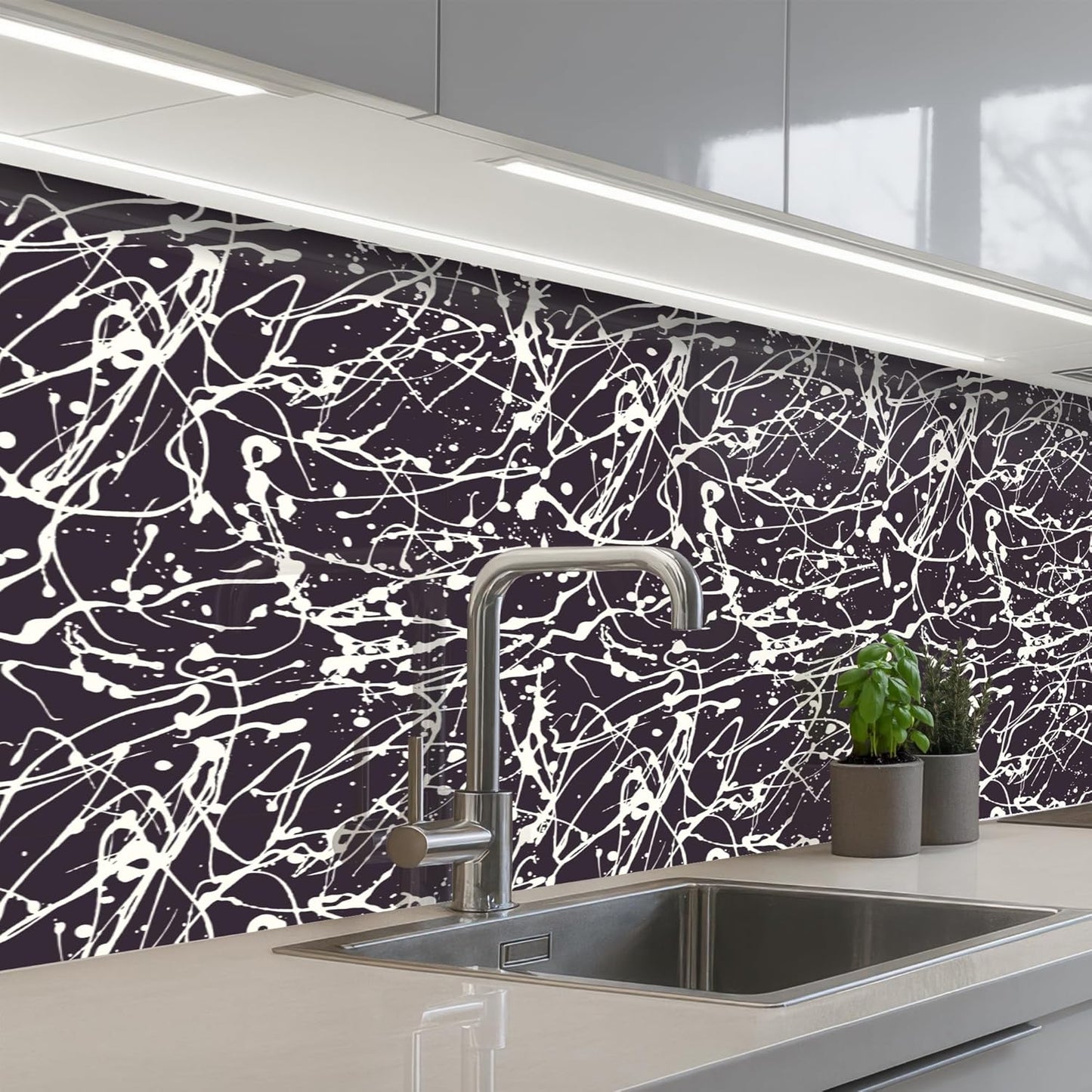 Splash Guard Kitchen Back Wall 60 x 80 cm Kitchen Washable Self-Adhesive Kitchen Wall Kitchen Front Kitchen Back Wall Protection Lavender - Purple - Flowers - Natural